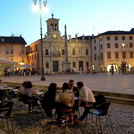 Apartamento Ampio Trilocale A Udine Centro Exterior foto